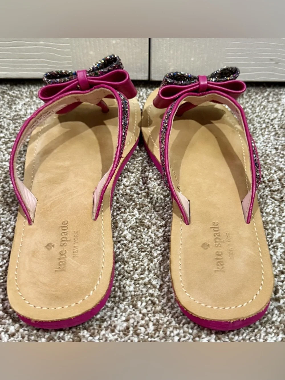 Kate Spade New York Icarda Pink Glitter Bow Slip On Flip Flops Sandal Size 7